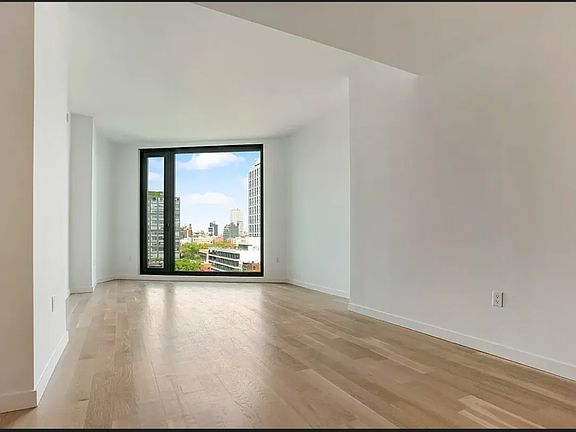 2nd image of 329 Broadway #905