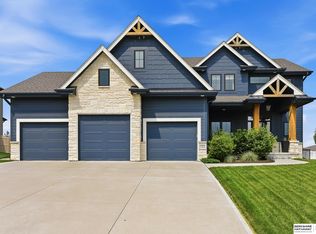 11512 S 117th St, Papillion, NE 68046
