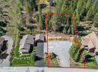 106 Memory Ln, Pinehurst, ID 83850