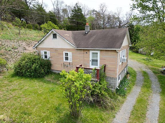2nd image of 3236 N Mill Creek Rd