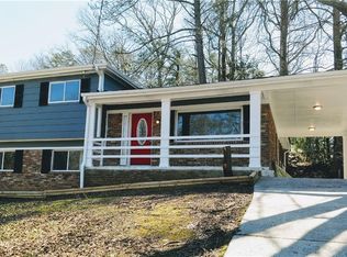 803 Magna Carta Dr NW, Atlanta, GA 30318