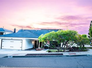 2751 Cardinal Dr, Costa Mesa, CA 92626