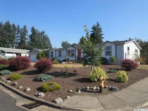 1015 Oak St Unit 94, Silverton, OR 97381