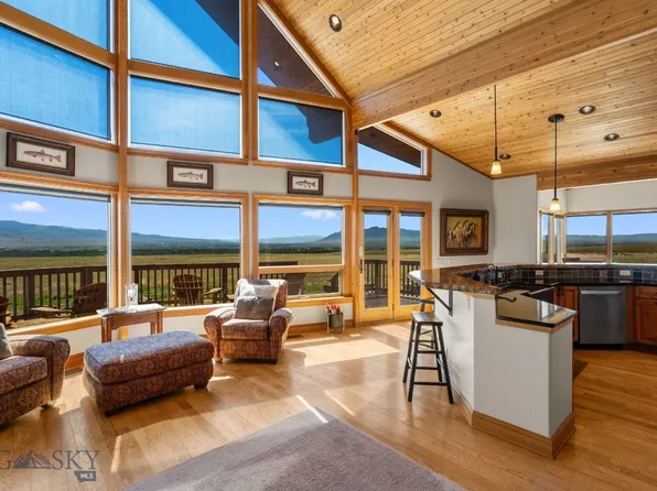 77 Valley View Dr, Twin Bridges, MT 59754