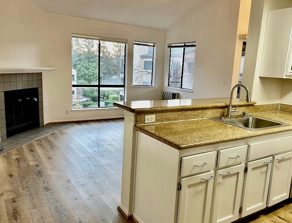 1st image of 39199 Guardino Dr APT 380