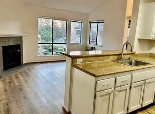 39199 Guardino Dr APT 380, Fremont, CA 94538