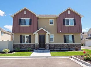 1003 W Stonehaven Dr, North Salt Lake, UT 84054