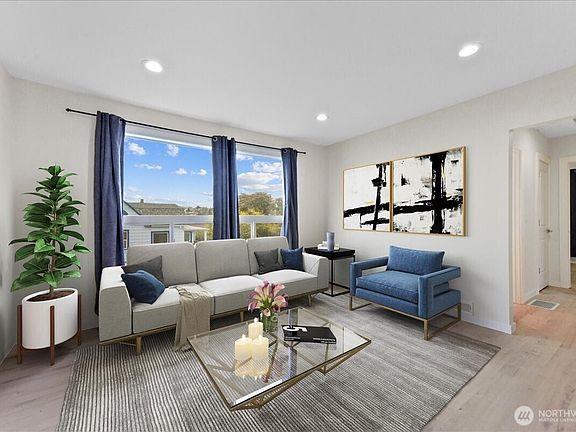 2nd image of 2202 20th Avenue S