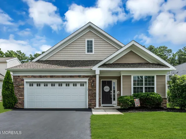 78 Woodside Lane, Whiting, NJ 08759