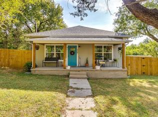 504 N Elm St, Weatherford, TX 76086