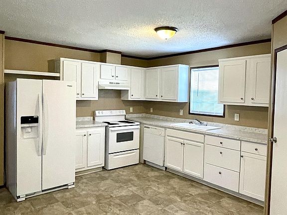4th image of 959 Southern Meadows Dr