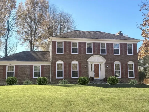 1117 Hunters Run Dr, Amelia, OH 45102