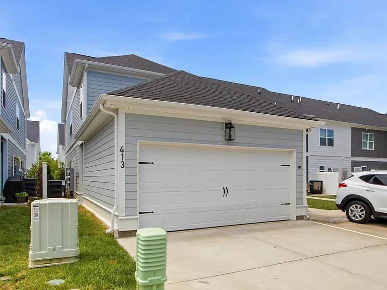 413 Drakes Way #1 — Photo 29