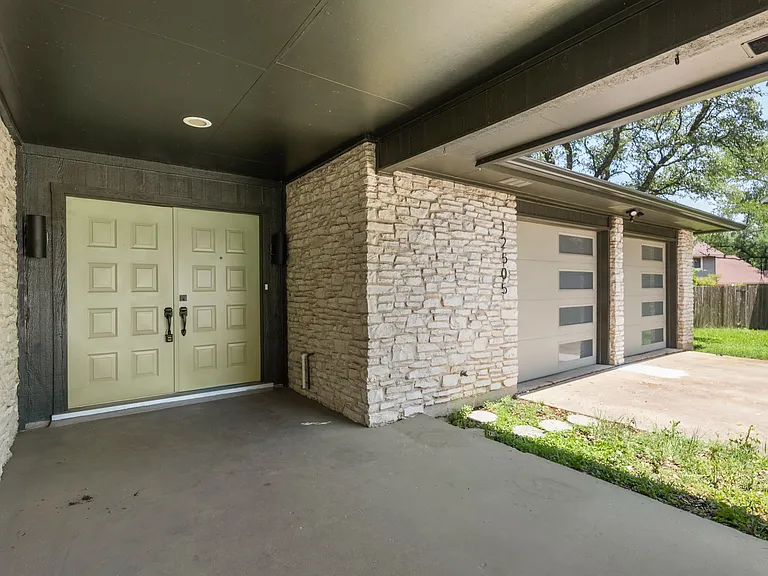 12505 Mossy Bark Trl — Photo 2
