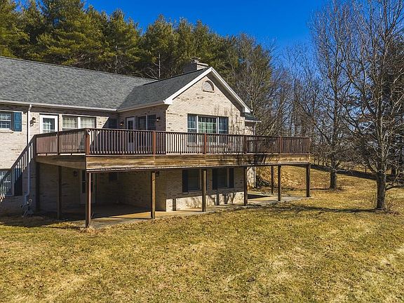 4th image of 494 Soapstone Hill Rd SE