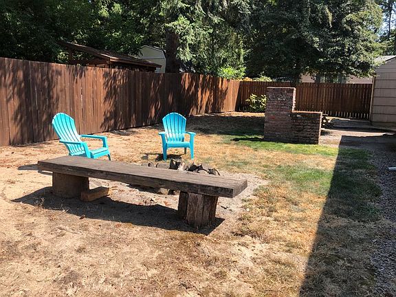 4th image of 9880 SW 80th Ave