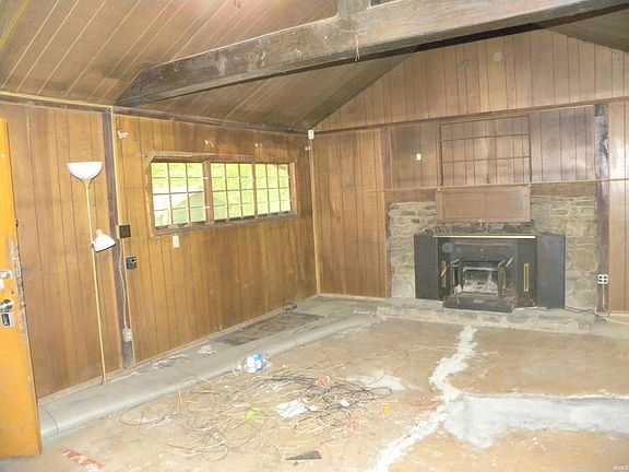 5th image of 436 W County Road 1150 S