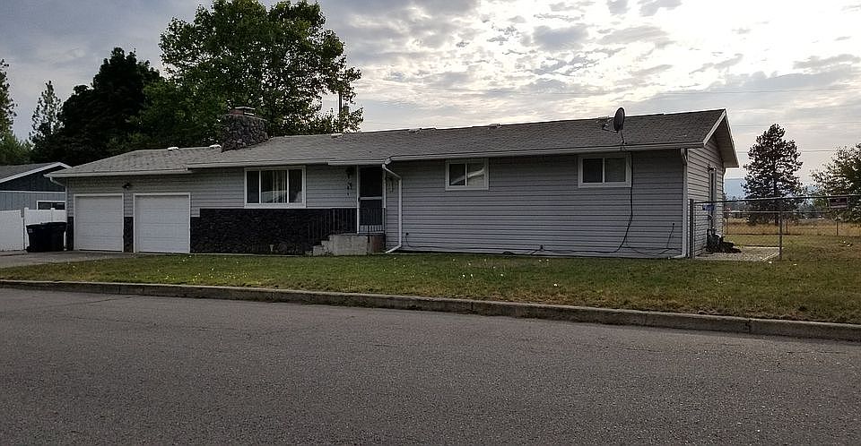 2864 W Masters Drive