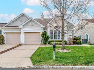 6 Aberdeen Way, Monroe Township, NJ 08831