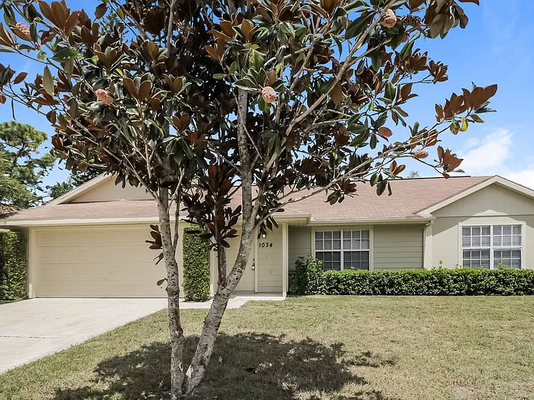1034 Gore Dr — Photo 1