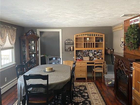 4th image of 36 Hunts River Dr