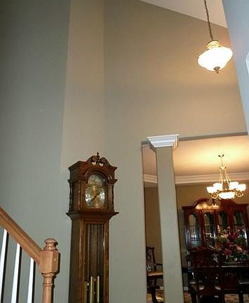 3rd image of 1346 Clifford Dr