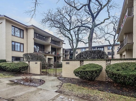 2nd image of 1019 Washington Blvd APT 102