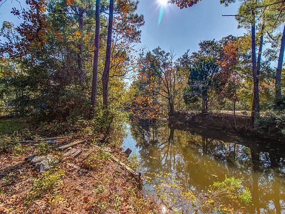 2nd image of 11030 Lake Dr
