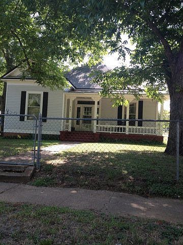 1st image of 847 N Tennessee Ave