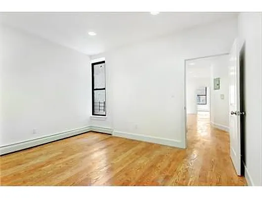 Rented by Uptown Flats LLC | media 12