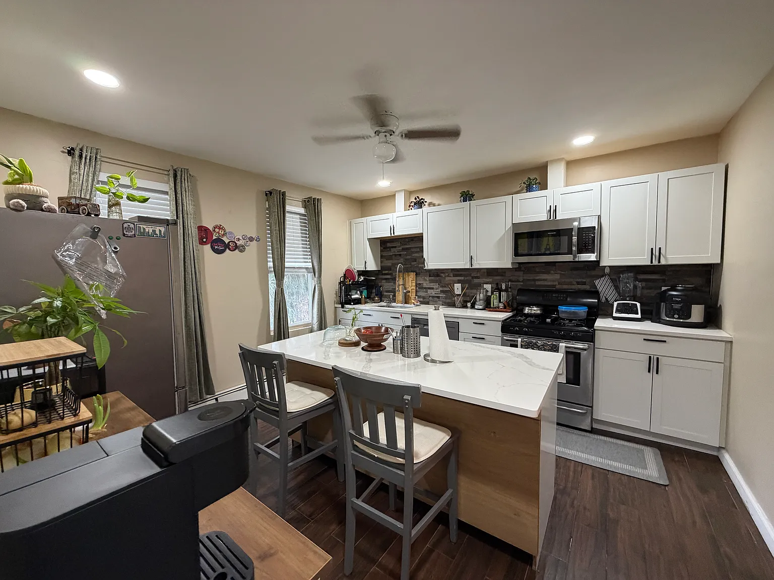 2 bed, $2,650 — Photo 1