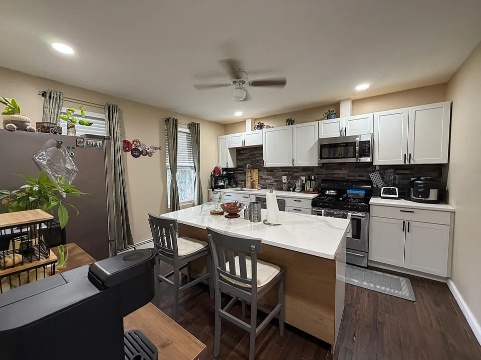 551 Hoboken Rd #2