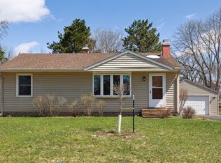 5894 Carlson St, Shoreview, MN 55126