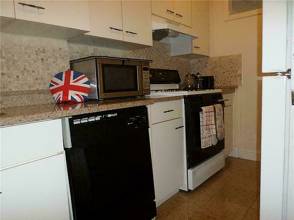 5th image of 382 Central Park W APT 7B