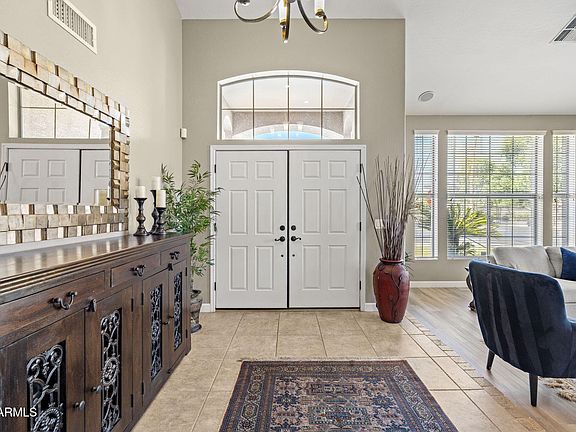 5th image of 1711 E HORSESHOE Drive