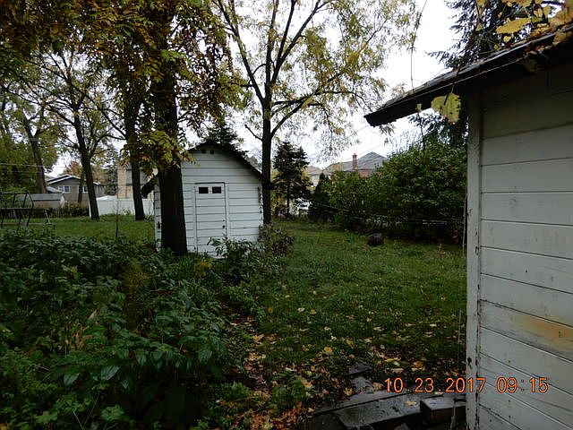 2nd image of 1441 Oxford Rd