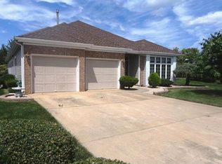 54 Leeds Ln, Monroe Township, NJ 08831