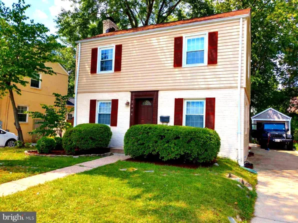 2804 Cameron Mills Rd, Alexandria, VA 22302