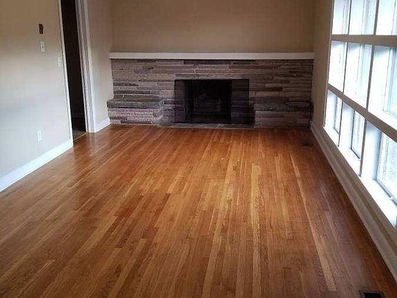 Living Room With Ceiling Fan