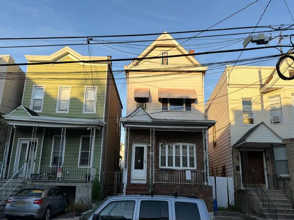 170 Neptune Ave, Jersey City, NJ 07305