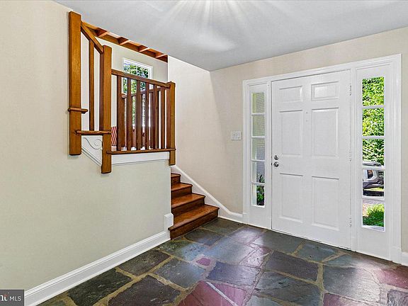 4th image of 12811 Lacy Dr