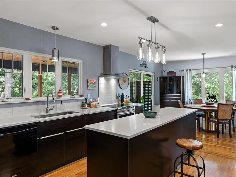 2931 Nurick Dr — Photo 10