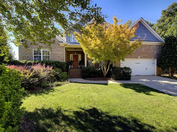 125 Coal Creek Dr, Boiling Springs, SC 29316