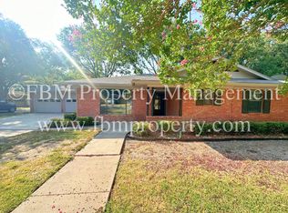 1505 Larue Cir, Ennis, TX 75119