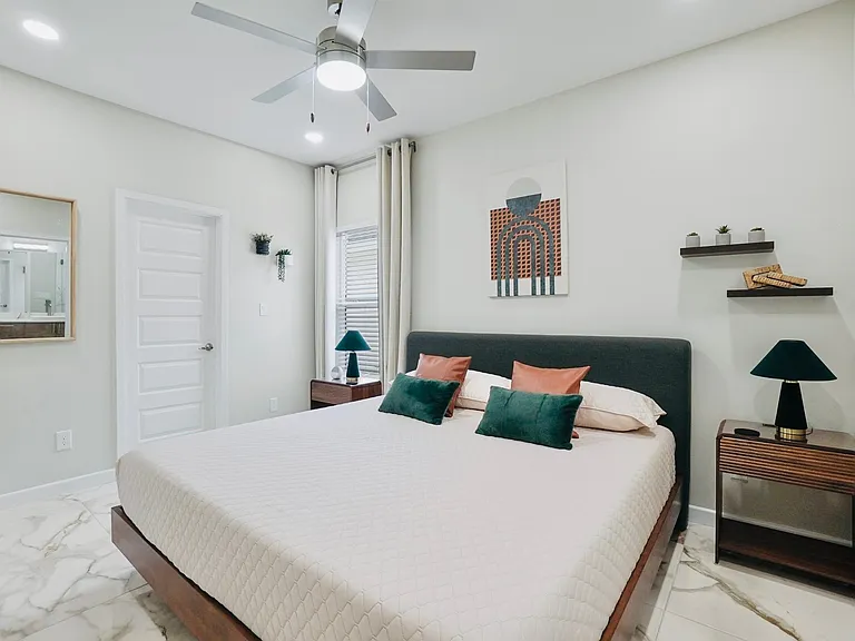 505 N Emerald Ave #4 — Photo 11