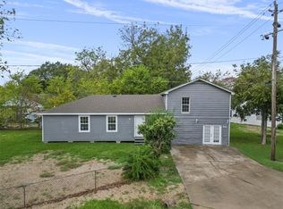 99 Brownwood Dr UNIT A, Baytown, TX 77520