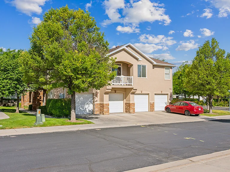 7168 S Kristilyn Ln — Photo 26