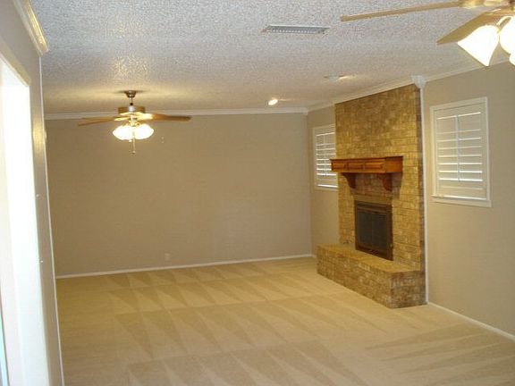 2nd image of 4649 Somerset Ln