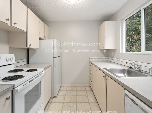 7640 SW 34th Ave, Portland, OR