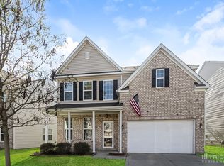 2115 Lakecrest Dr, Columbus, IN
